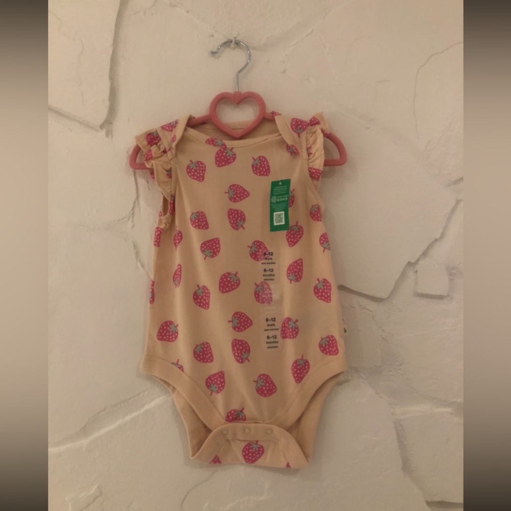 NWT Baby gap body suit